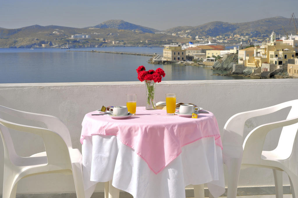 Sea Colours Rooms & Apartments Ermoupoli Room photo