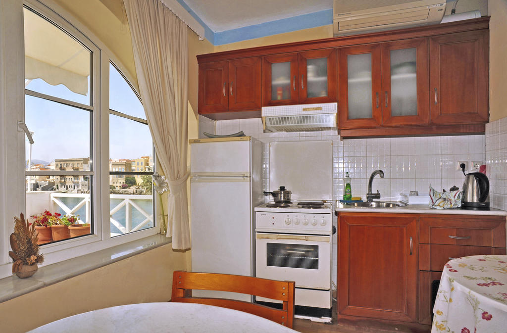Sea Colours Rooms & Apartments Ermoupoli Room photo
