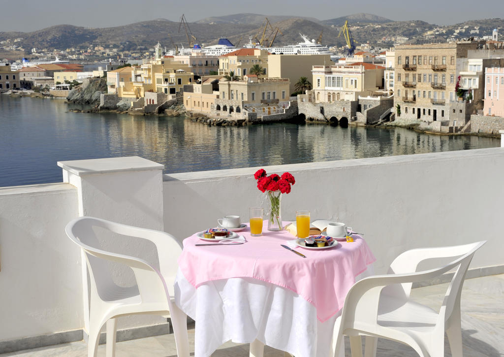 Sea Colours Rooms & Apartments Ermoupoli Room photo