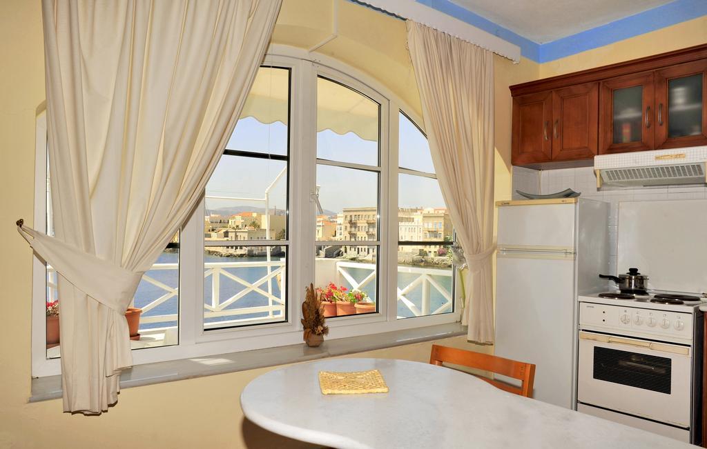 Sea Colours Rooms & Apartments Ermoupoli Room photo